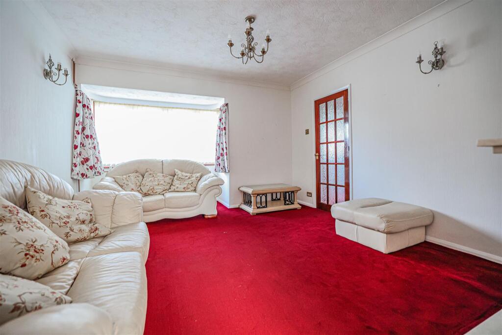 House in Dacorum, Hertfordshire - View 4