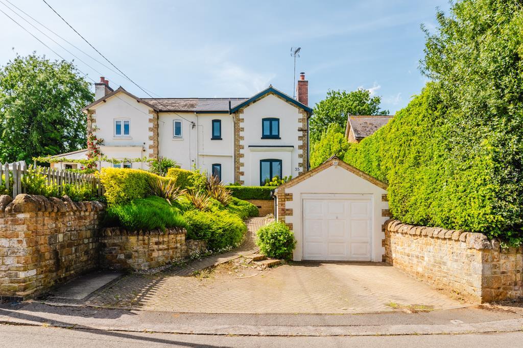 Main image of property: NN14 High Street, Rushton