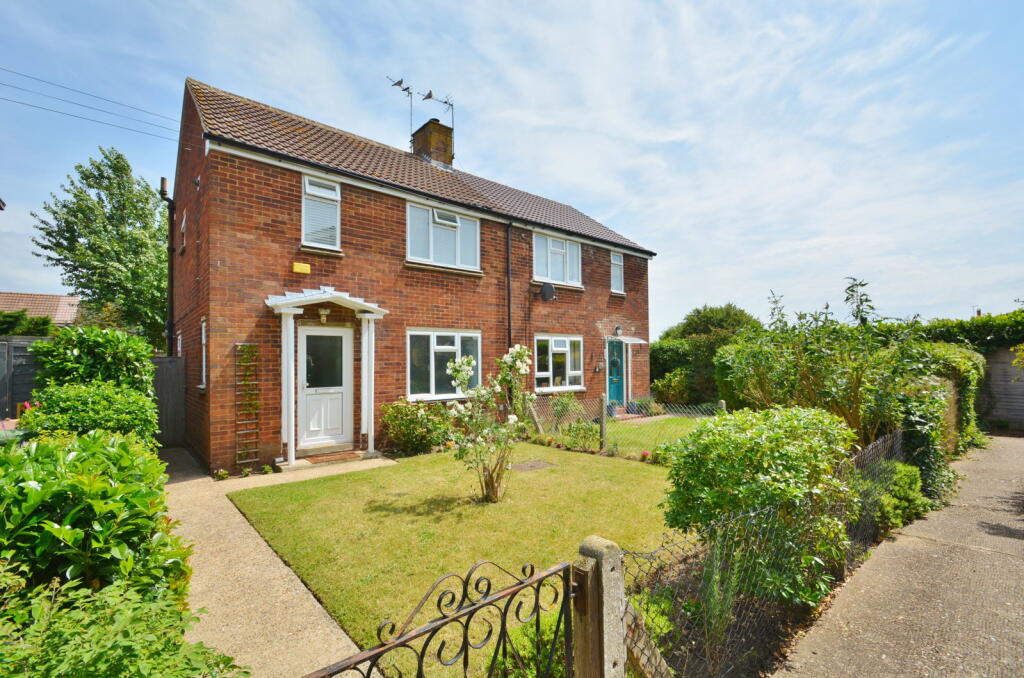 Main image of property: Kings Close, Thame, Oxfordshire, OX9 3DB