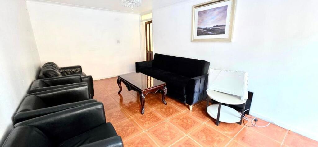 House in London - View 3