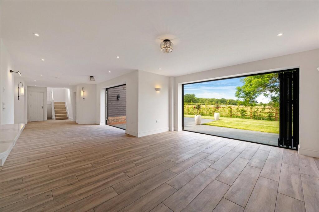 House in Reading - View 3