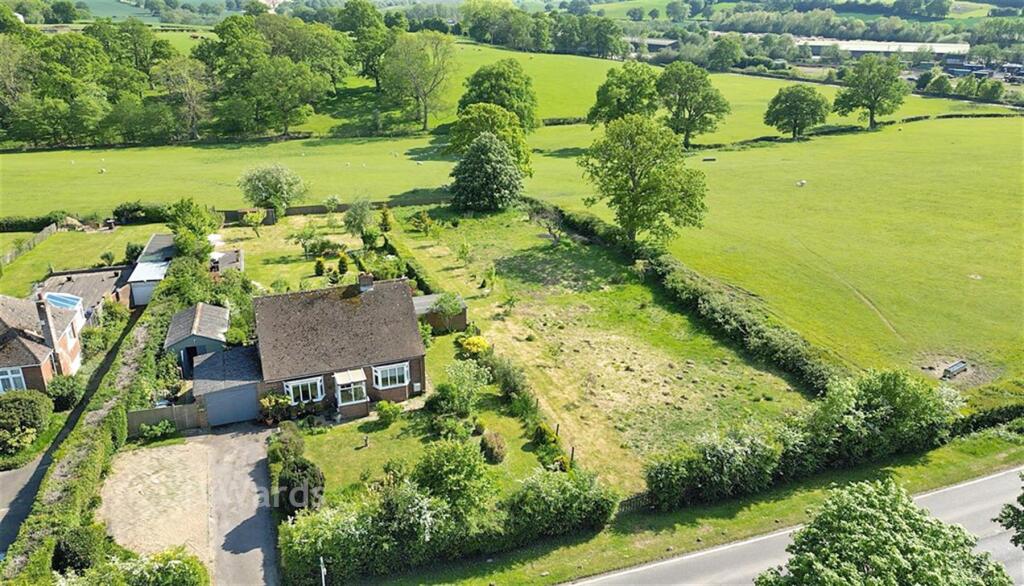 Rolvenden Road, Tenterden, Kent
