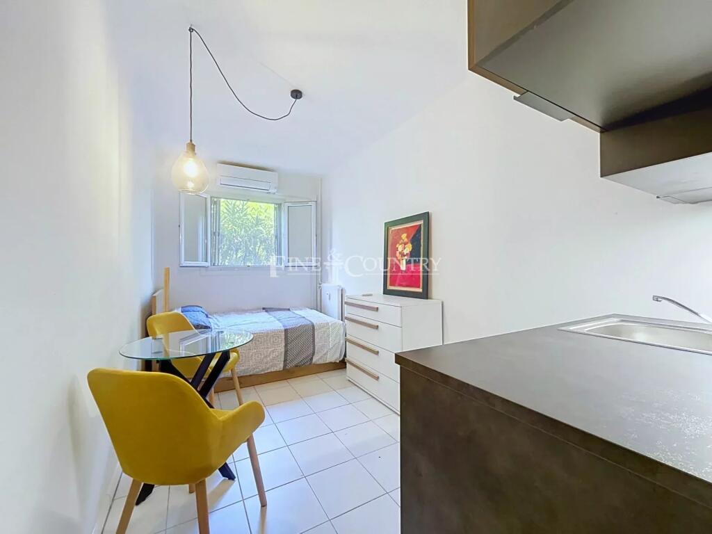 Main image of property: Provence-Alps-Cote d`Azur, Alpes-Maritimes, Cannes