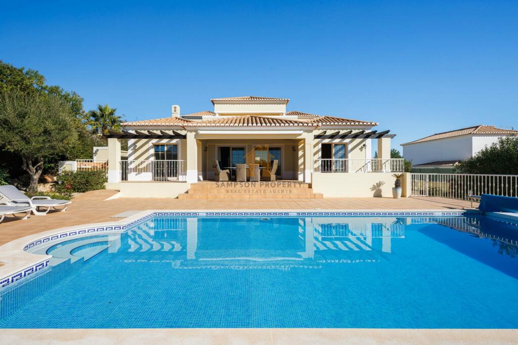 Main image of property: Algarve, Lagoa