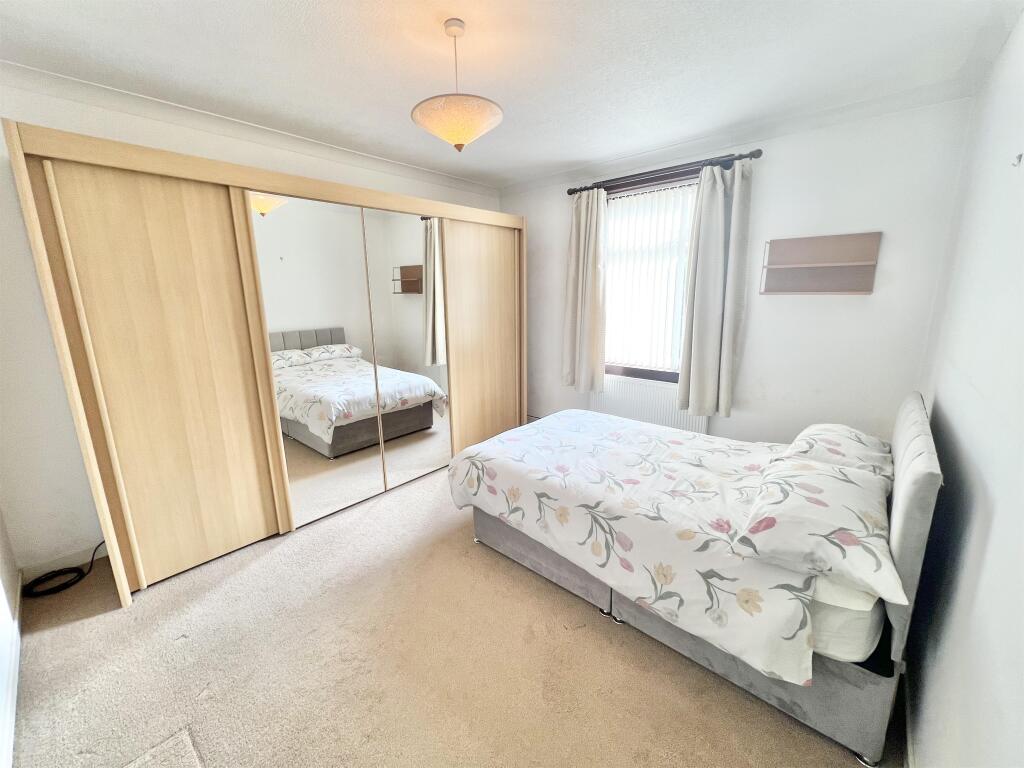 Apartment in Kilmarnock - More
