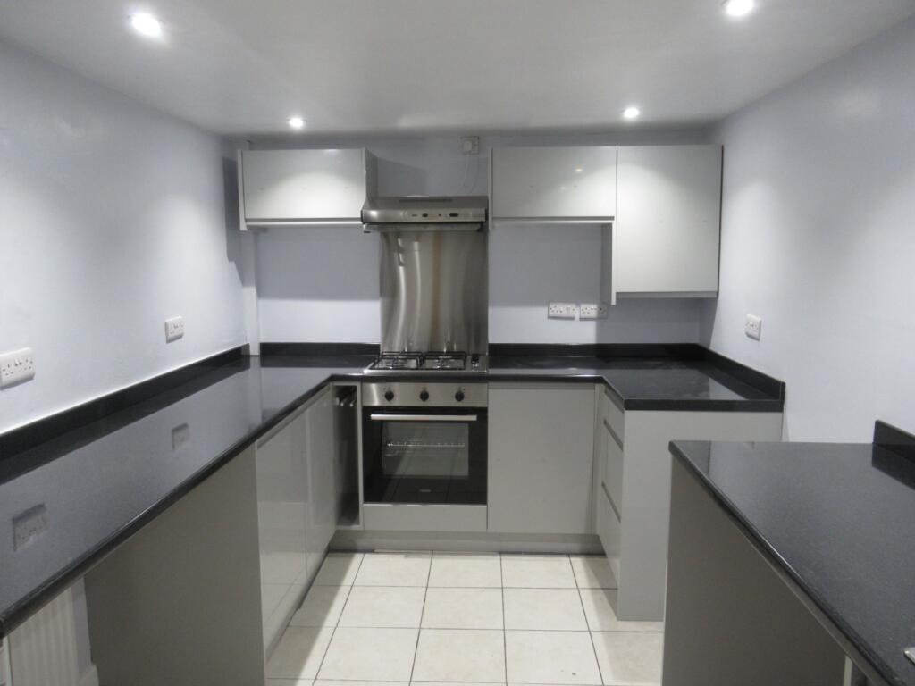 House in Bath - View 3
