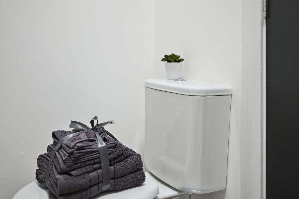 Additional image 52 of Church Street, Burnley, Lancashire, BB11 2RS