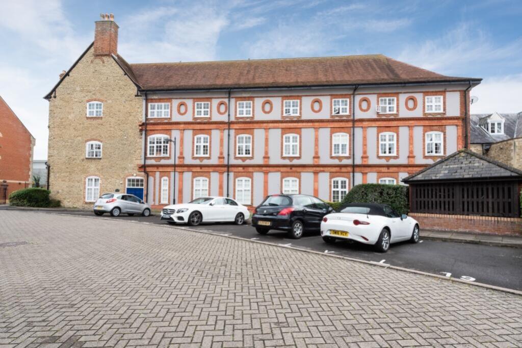 Main image of property: Bennett Crescent, Cowley, Oxfordshire, OX4