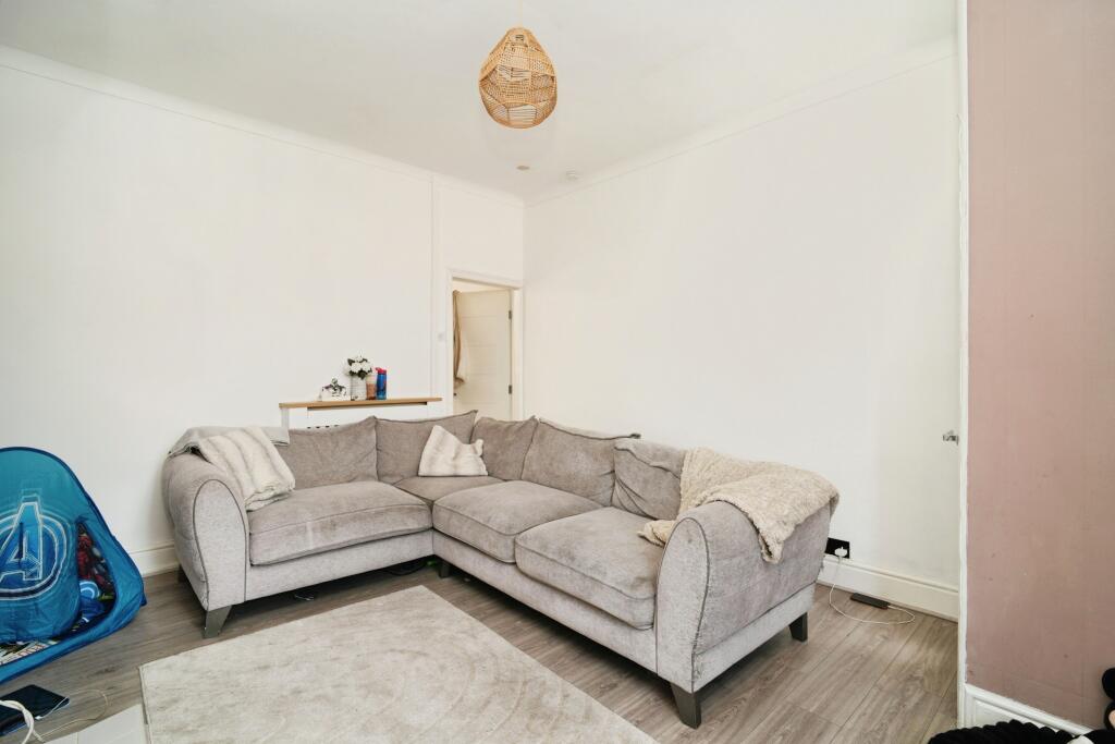 House in Bolton, Greater Manchester - View 4