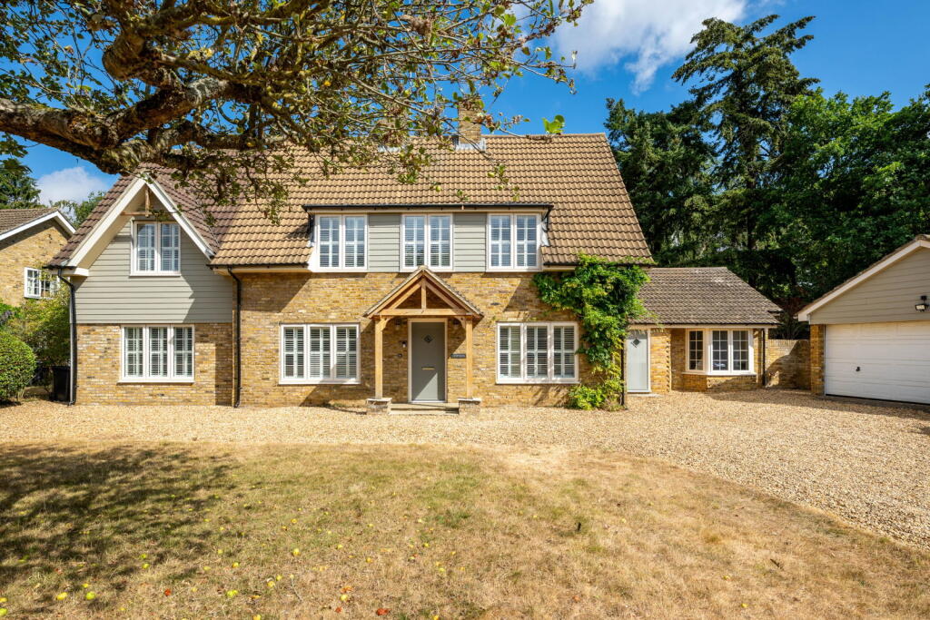 House in Milton Keynes, Harrold - View 3