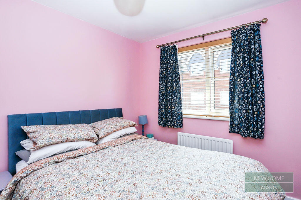 Apartment in Swindon - More