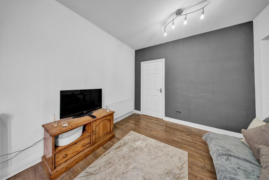 Additional image 18 of Coppersend, Whalley Road, Wilpshire -Three bedroom detached with 2 x 1 bedroom Apartments