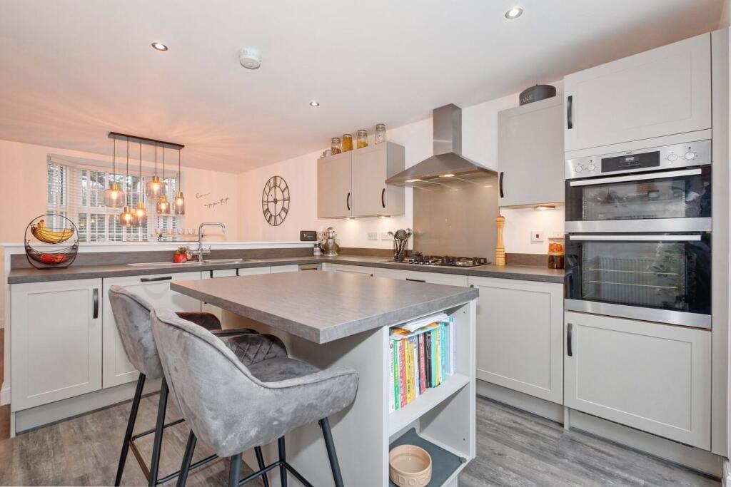 House in Brighton - View 4