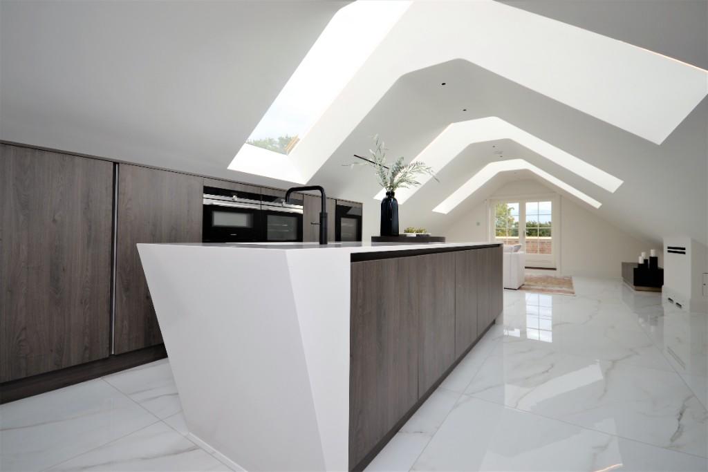 Apartment in Chelmsford - View 4
