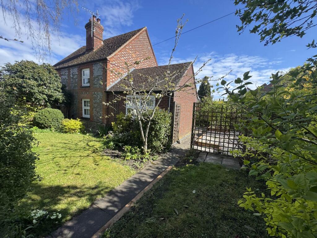 Main image of property: Davenport Place, Watlington