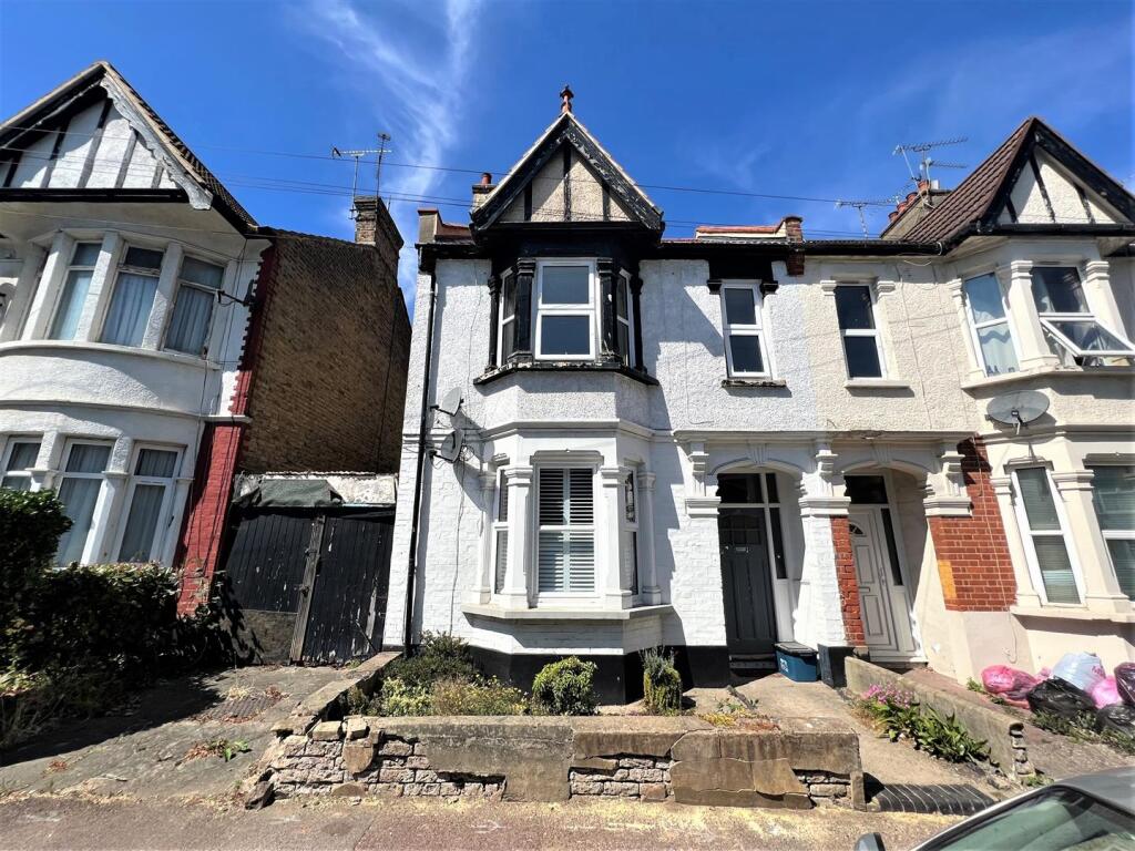 Main image of property: Beedell Avenue, Westcliff-On-Sea