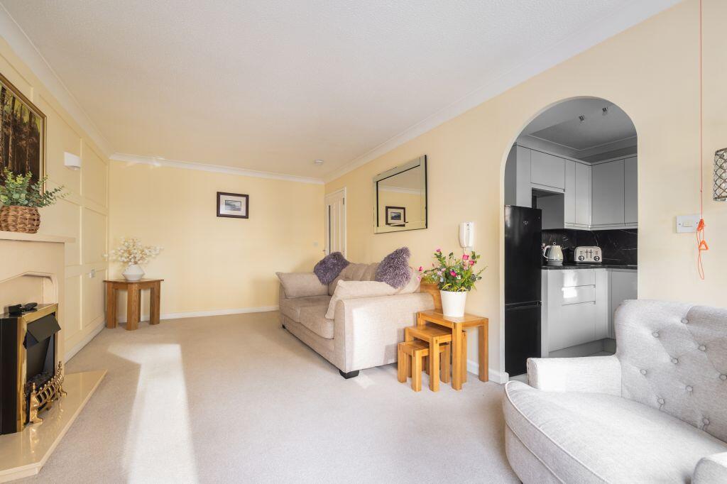 Flat 19 Homescott House, 6 Goldenacre Terrace, Edinburgh, EH3 5RE photo 4