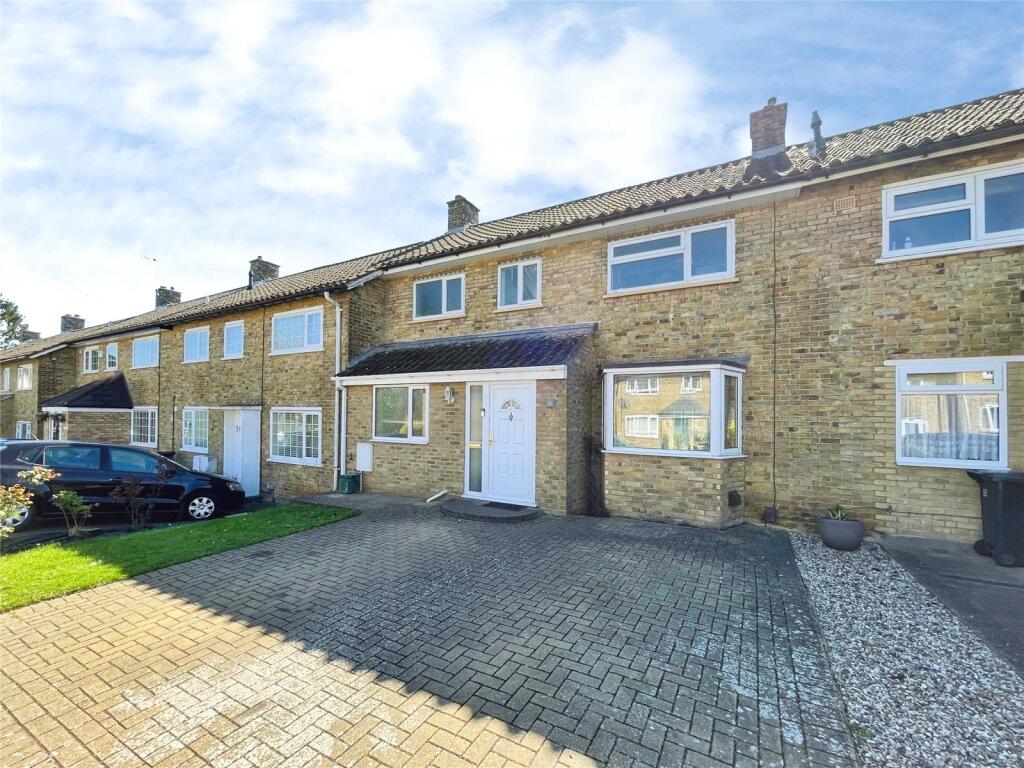 Main image of property: Chippingfield, Old Harlow, Essex, CM17