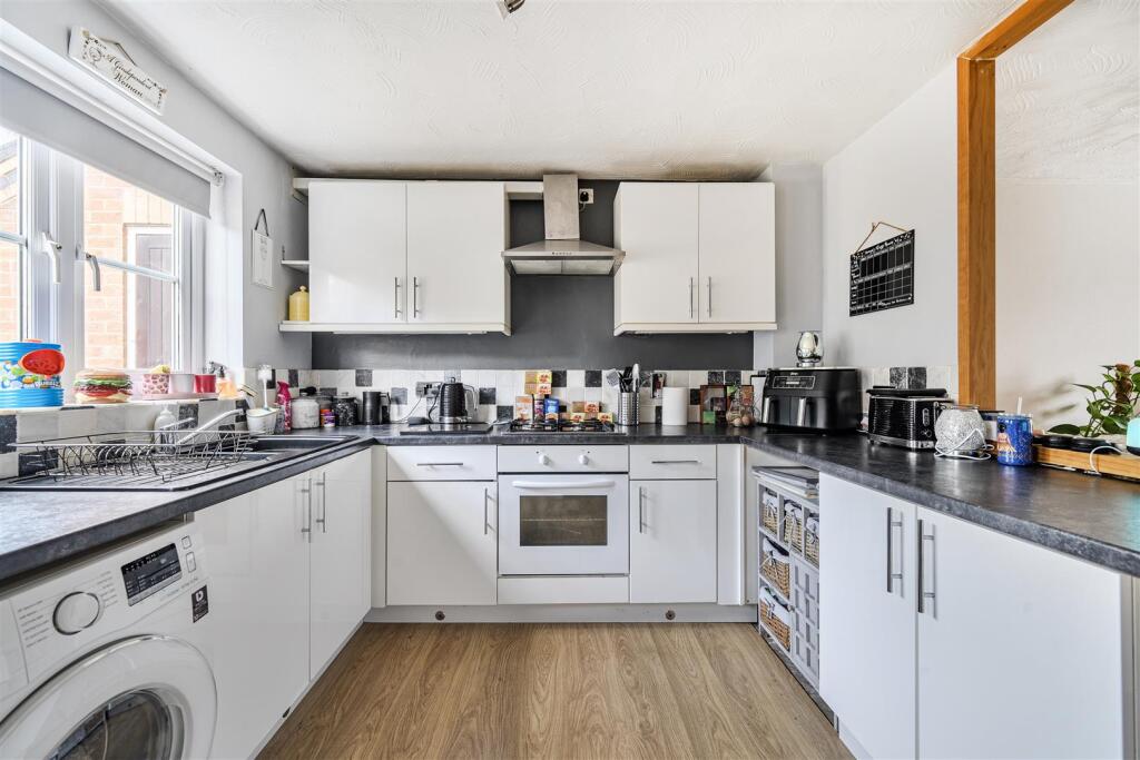 House in Towcester, West Northamptonshire - View 2