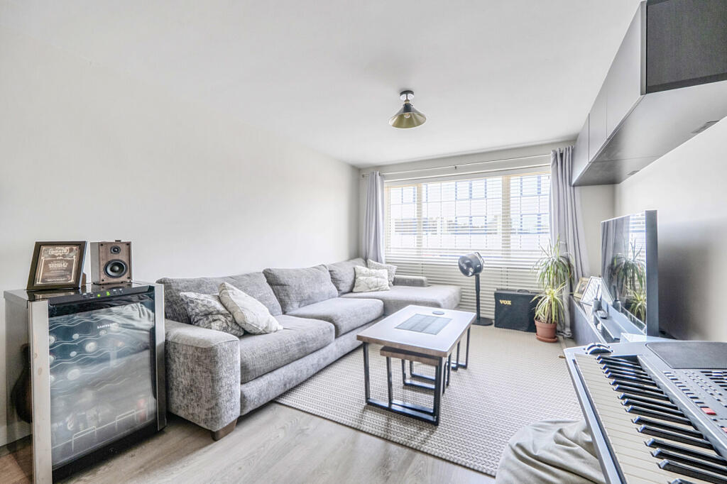 Apartment in Hemel Hempstead, Chesham - View 4