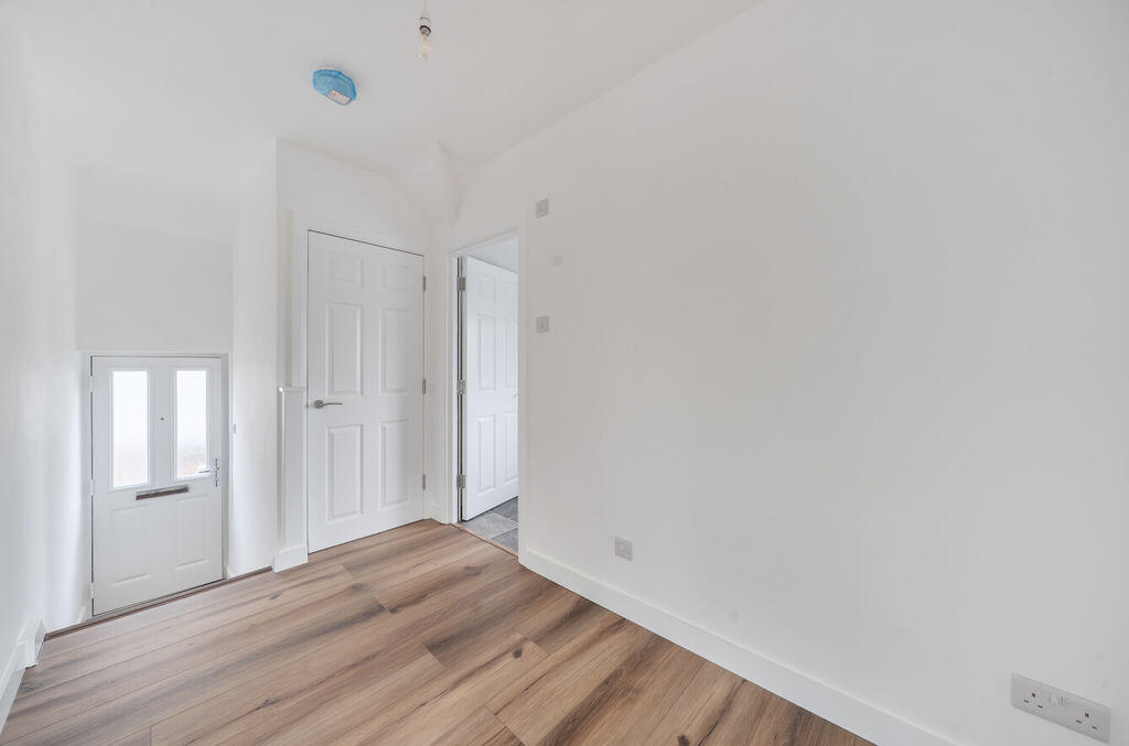 Apartment in Tonbridge and Malling, Hildenborough - More