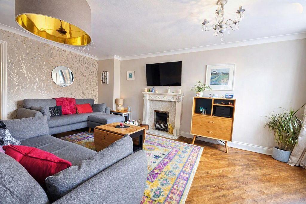 House in Portsmouth - View 5