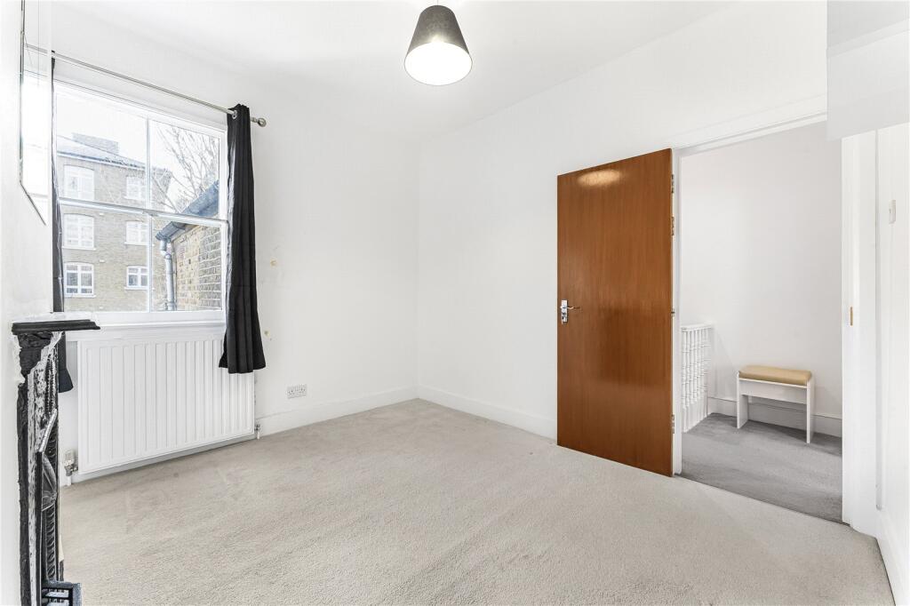 4 bedroom terraced house for rent
