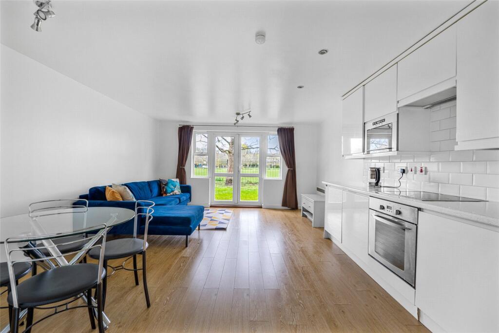 Main image of property: Farthing Close, Watford, Hertfordshire, WD18