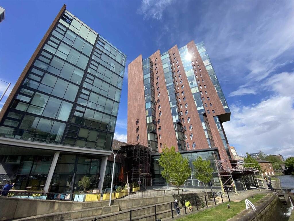 Main image of property: Islington Wharf, 153 Great Ancoats Street, New Islington