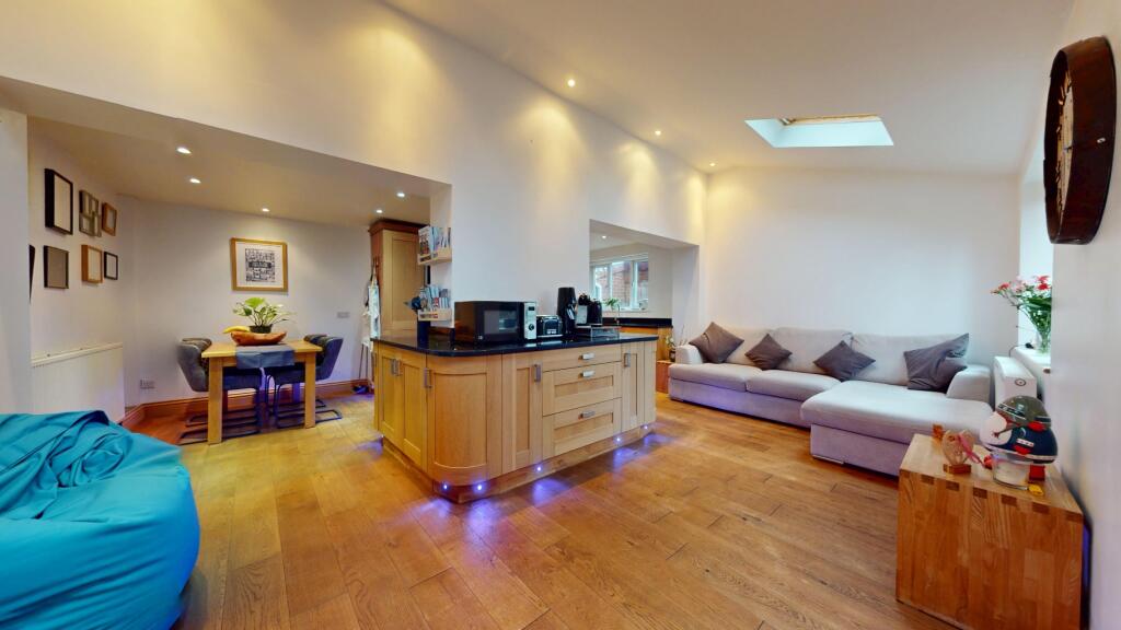 3-bed semi-detached on Norfolk Road, South Shields, £244,995