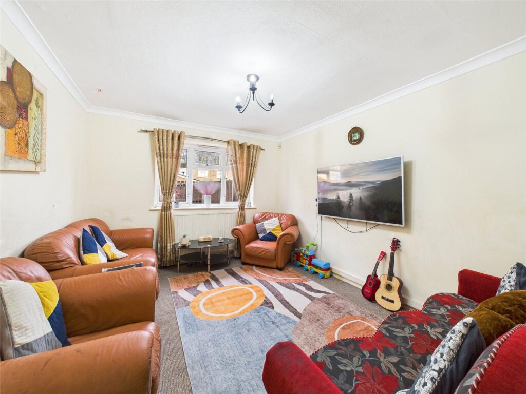 Berigan Close, Manchester, M12 photo 2