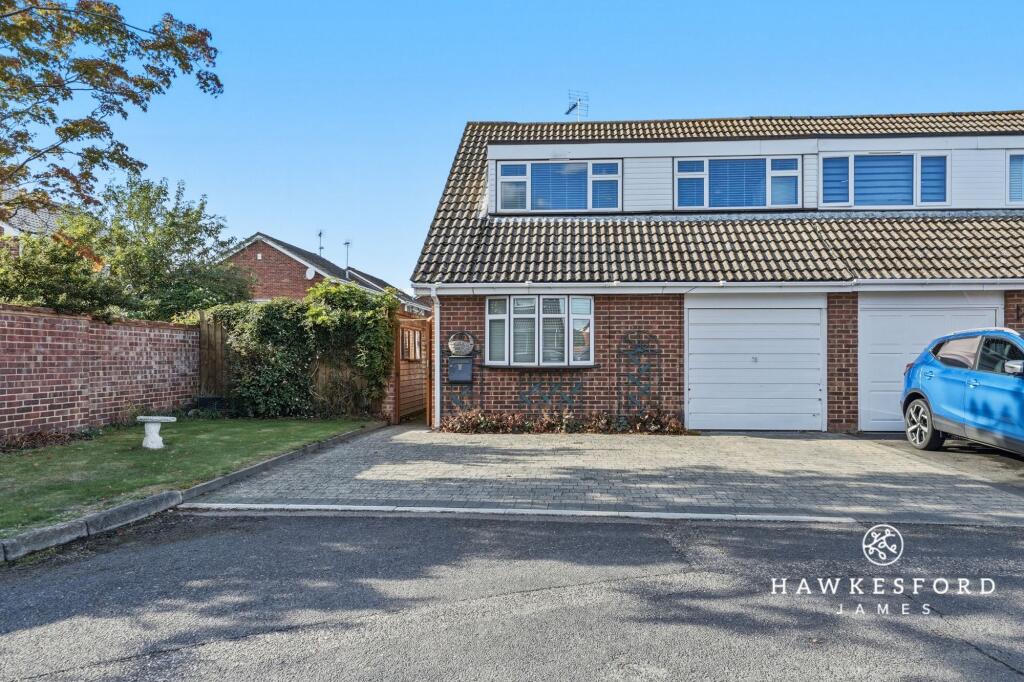 3-bed semi-detached on Kestrel Close, Sittingbourne, ME10, £375,000