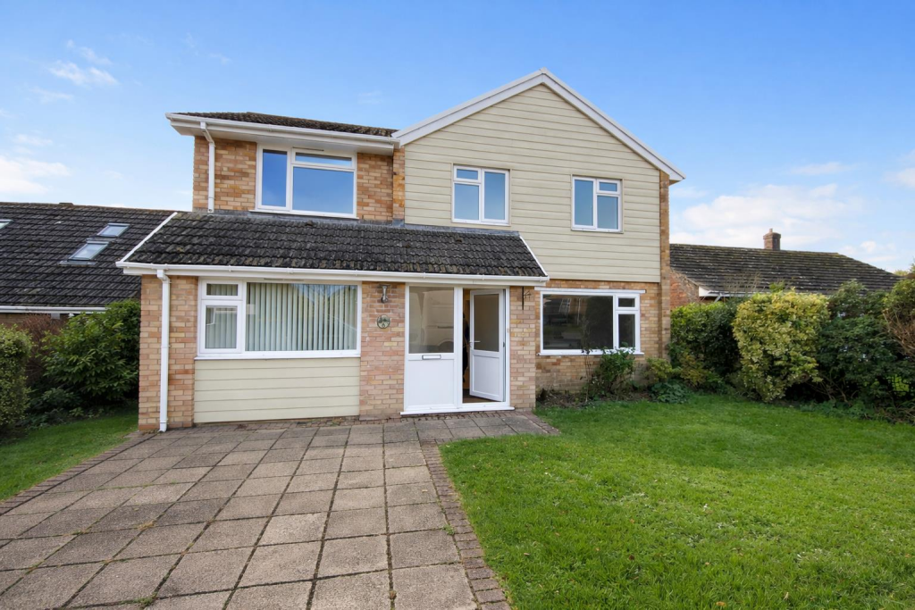 Main image of property: Barnfield Close, Braunton