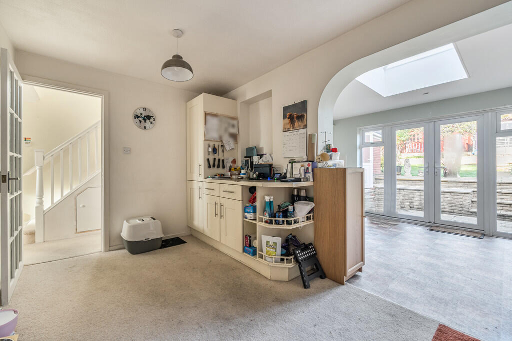 House in Enfield - More