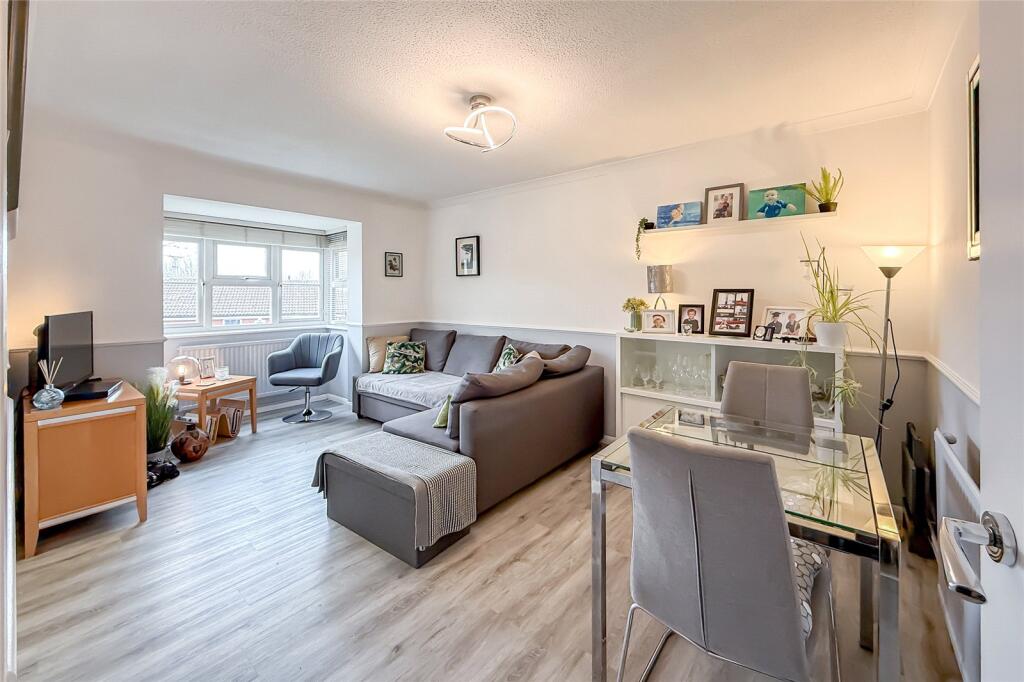 Main image of property: Taylor Close, St. Albans, Hertfordshire, AL4