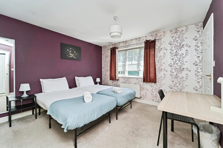 House in Sandwell, Yew Tree - View 2