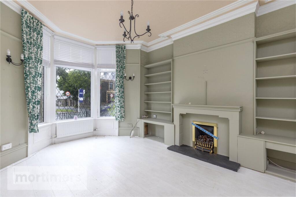 Whalley Road, Accrington, Lancashire, BB5 - View 2