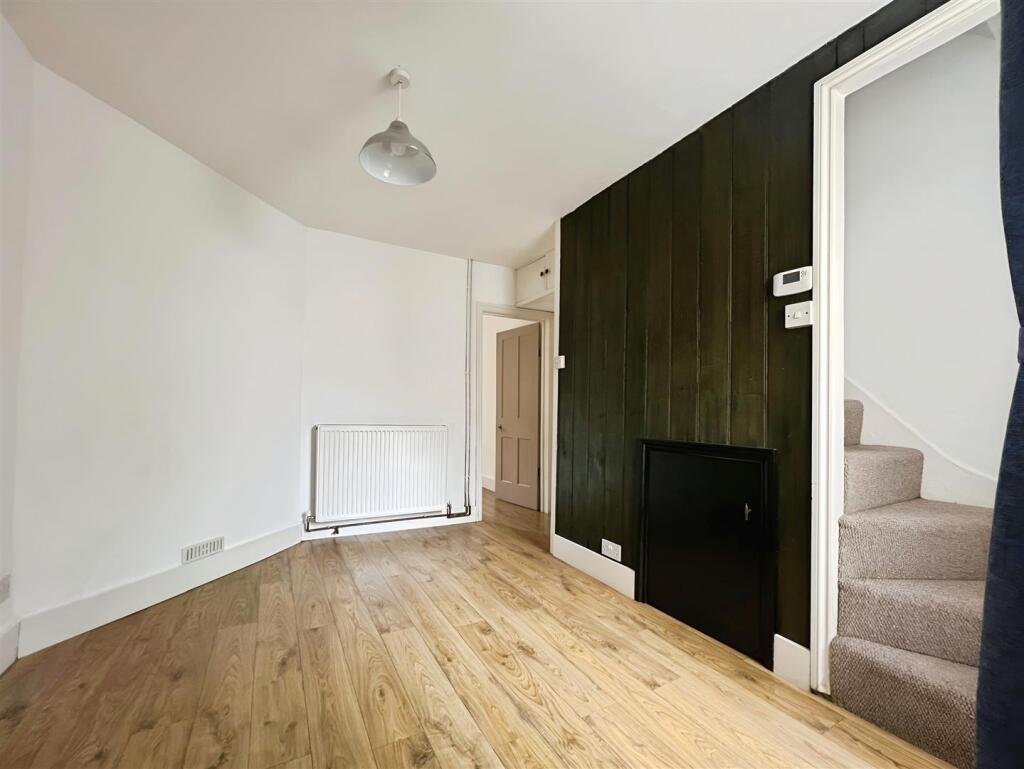 House in Chelmsford - More