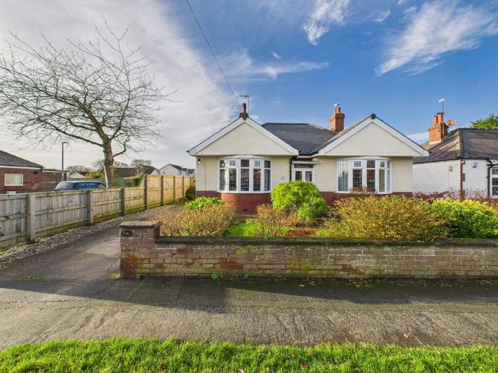 2-bed bungalow on Bempton Lane, Bridlington, £250,000