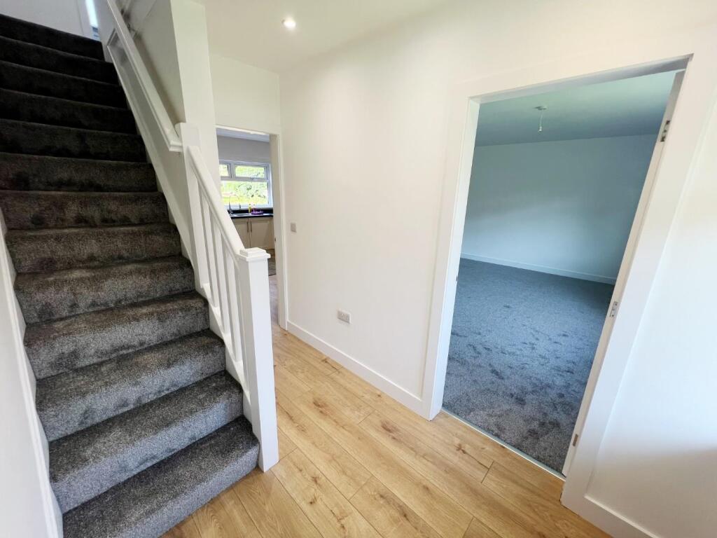 Oxclose Crescent, Spennymoor photo 4