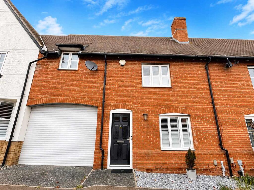 Main image of property: Bryant Link, Chancellor Park, Chelmsford