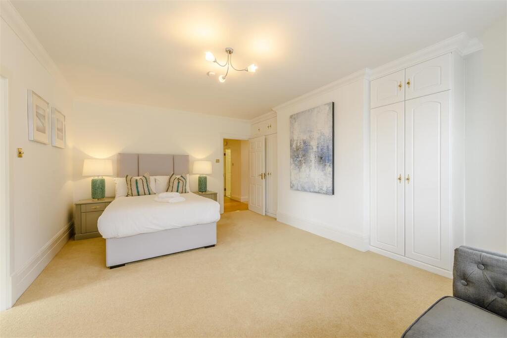 3 bedroom flat for rent
