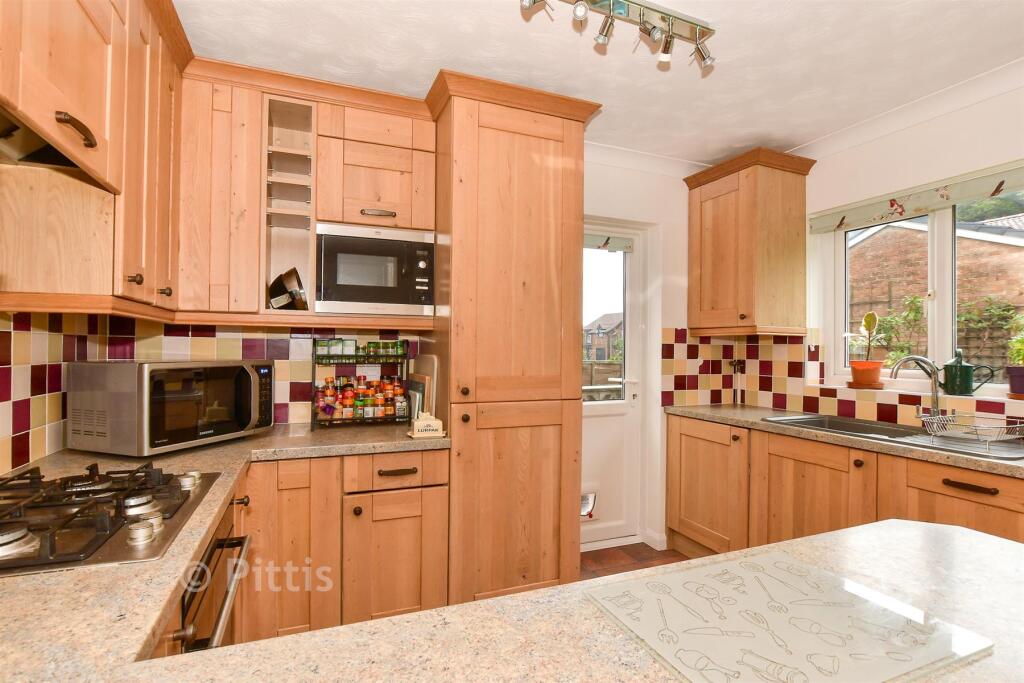 House in Shanklin, Upper Hyde, Luccombe - View 4