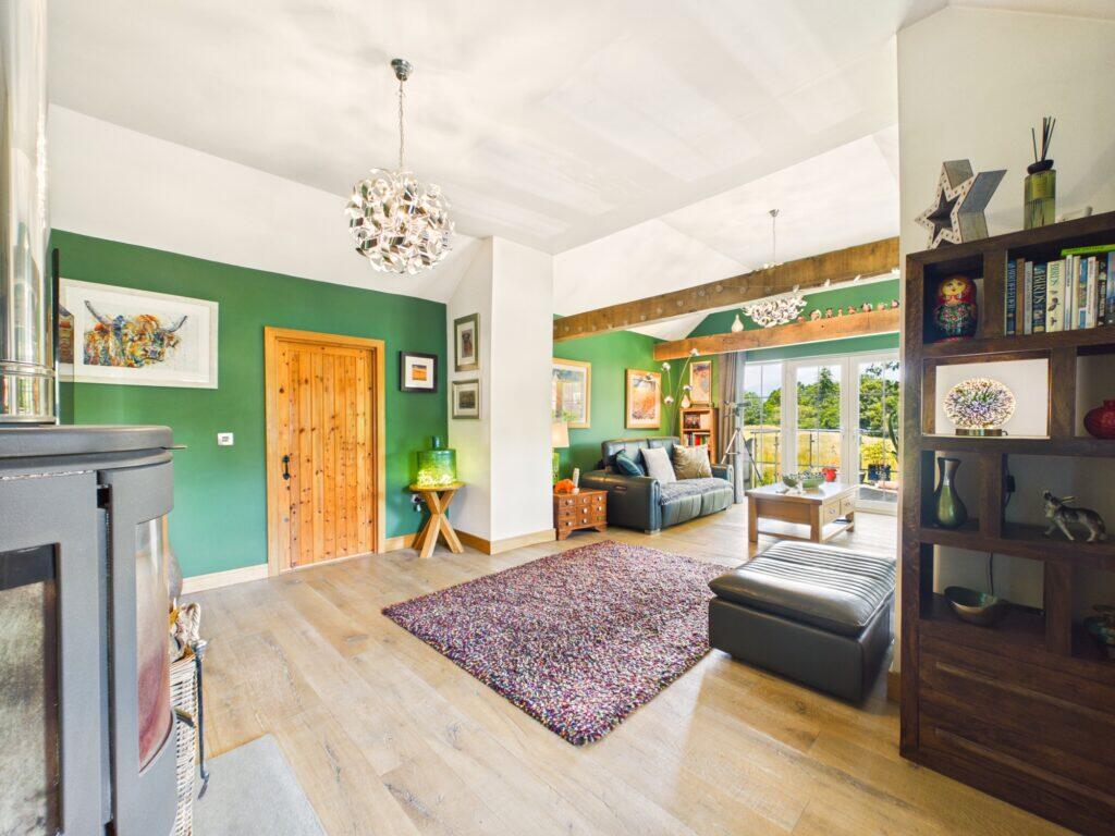 House in Paisley, Argyll and Bute - View 4