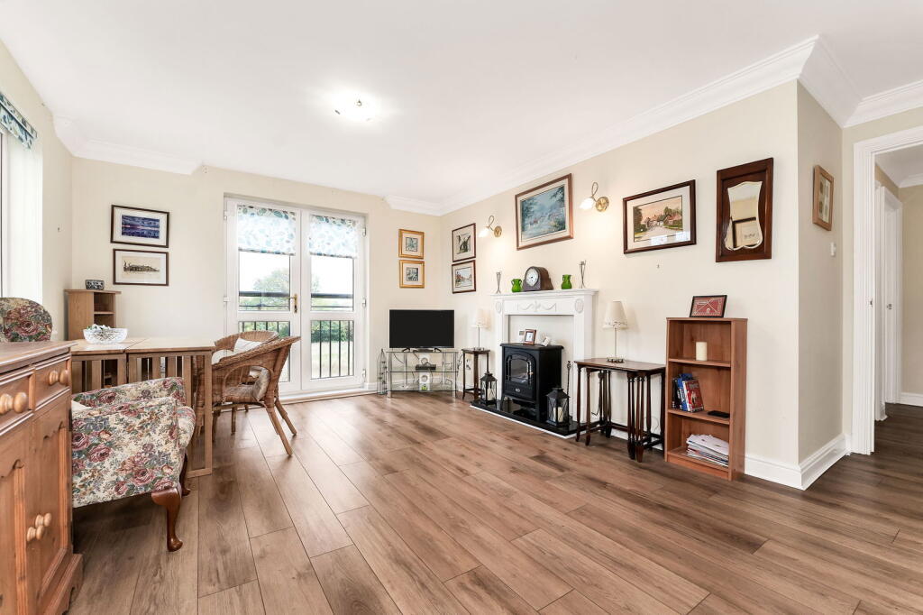 Crosshall Road, Eaton Ford, St. Neots, PE19 7SR photo 2