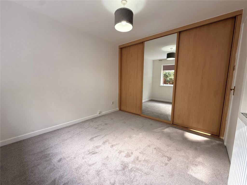 Apartment in Preston - View 4