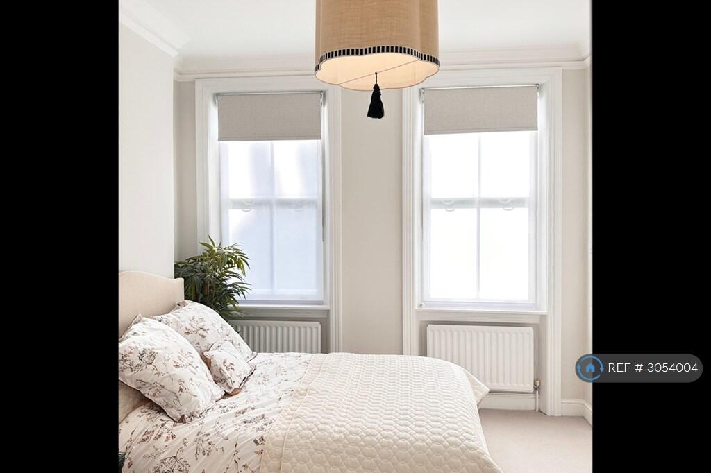 Apartment in London, Chelsea - View 3