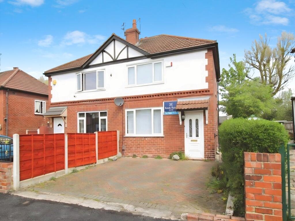Main image of property: Fovant Crescent, Reddish, Stockport, Cheshire, SK5