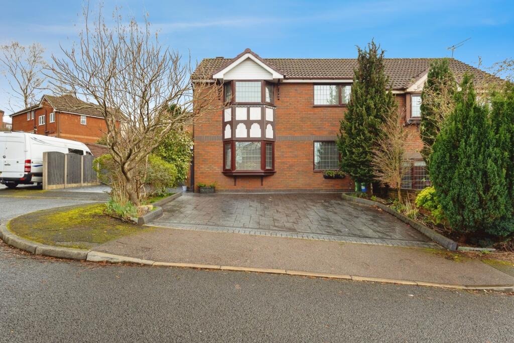 Breckland Close, Stalybridge, Greater Manchester, SK15 photo 4