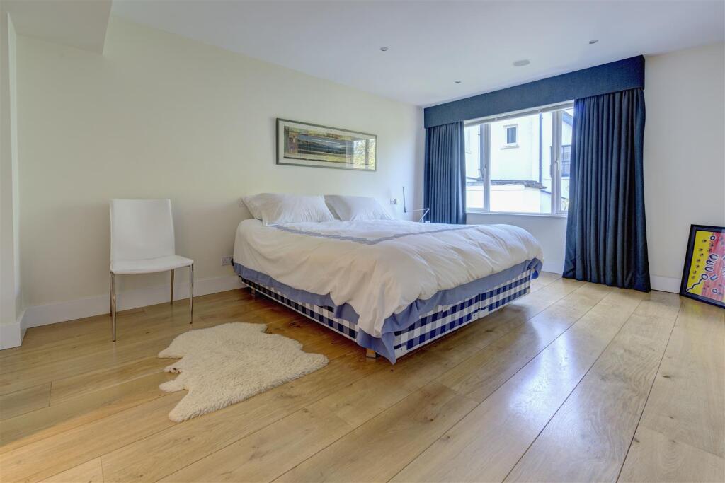 House in London, Vale of Health, West Hampstead - More